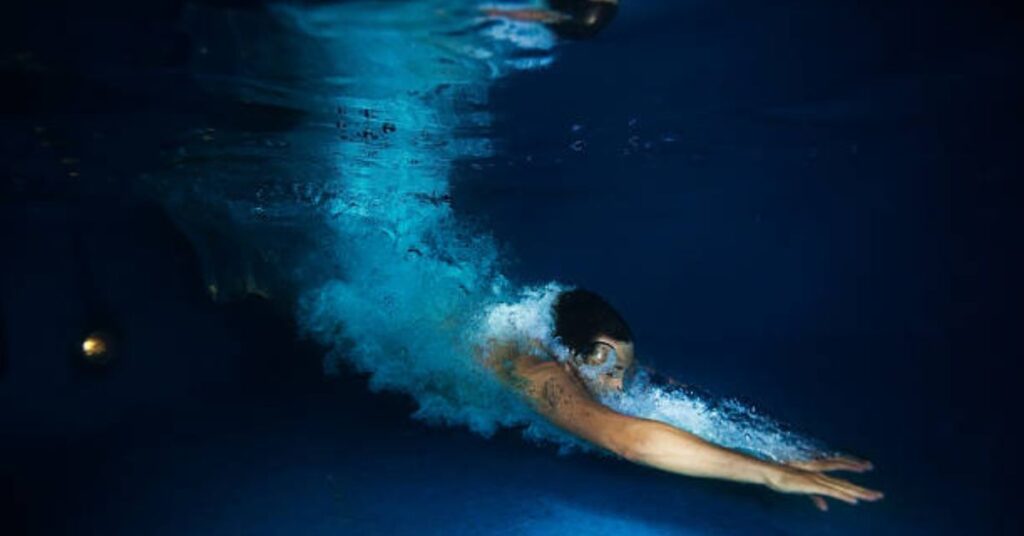 What happens if you ascend too fast while diving: Nitrogen bubbles in the bloodstream