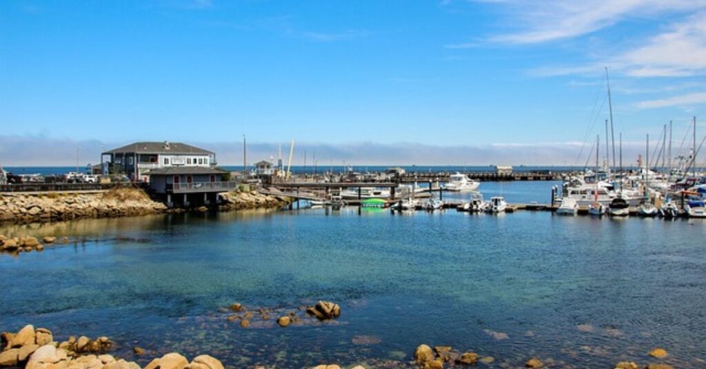 Map of the best dive spots for beginners in Monterey Bay